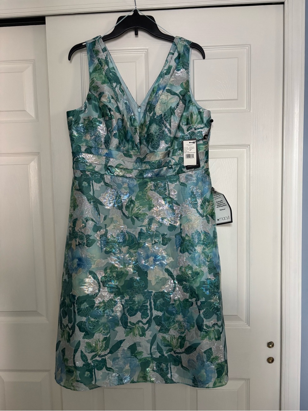 Adrianna Papell Sleeveless V-Neck Floral Jacquard Dress in Teal Green